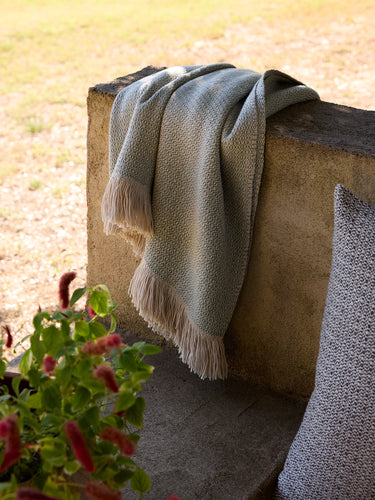 ANNI Spa Handwoven Outdoor Throw